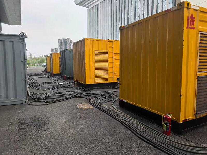 新昌不同季节柴油发电机组保养有哪些注意事项?